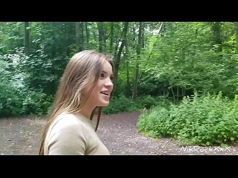 ❤️ Evelina'ya halka açık bir yerde sevişmemizi önerdim! O evet dedi. Sonra onu kıçından becerdim ve ağzına cum. Sonra kendine kızdı. ️ Süper seks bizde