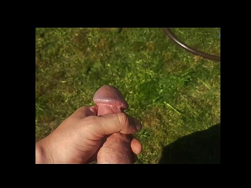 ❤️ Sıcak hottie gets ona pembe kedi becerdin ve cums ile bir fışkırtma içinde bir yaz bahçesinde ️ Süper seks bizde